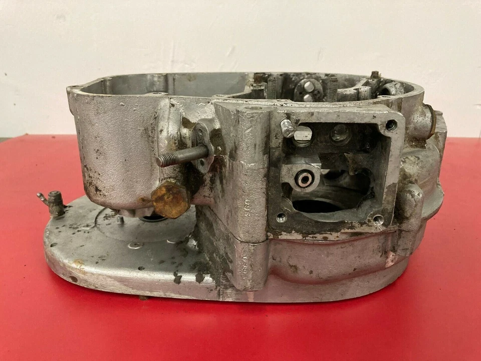 1969 TRIUMPH TROPHY 250 КОРПУС ДВИГАТЕЛЯ TR25W  - Изображение 4 из 4