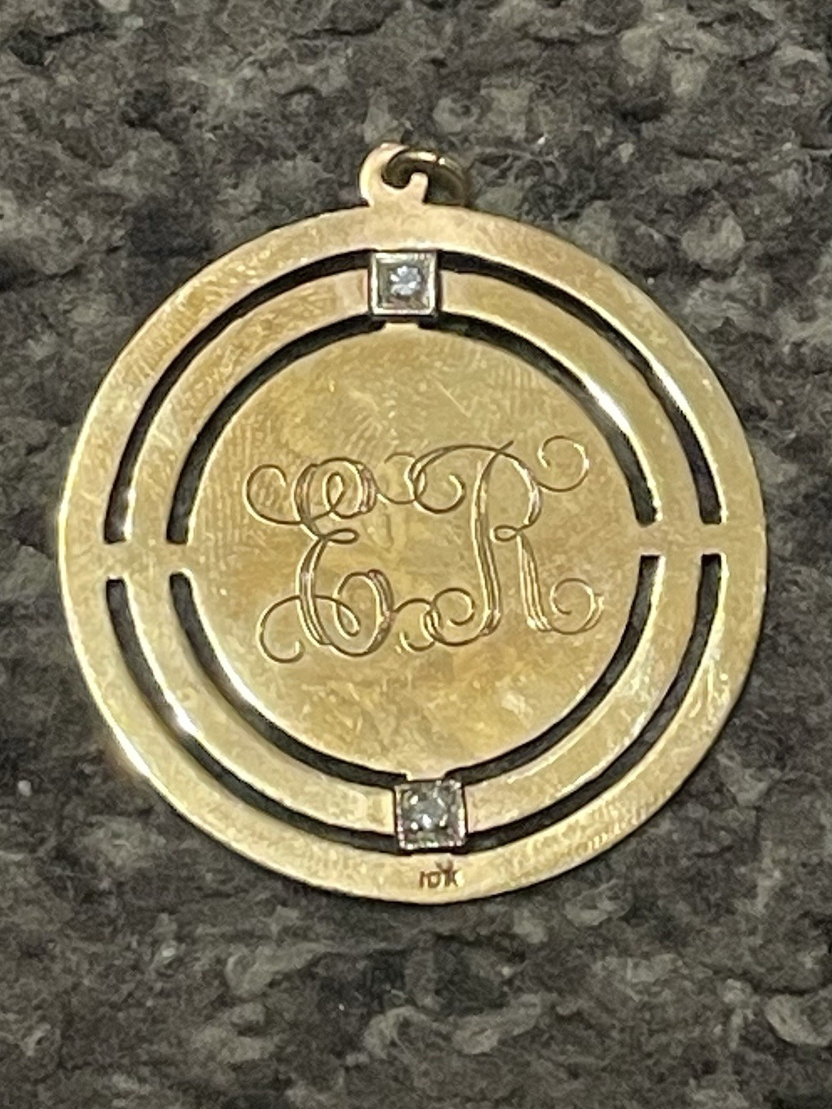 Large Solid 10k Yellow Gold  Personalized Pendant… - image 1