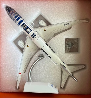NEW JC WINGS 1:200 scale ANA BOEING 787-9 STAR WARS R2D2 JA873A