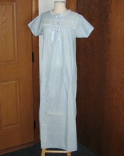 Vintage Katz Long Nightgown Women's size 38 Pale Blue Lightweight SS Lace Trim