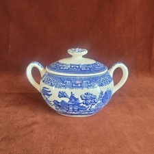 Blue Willow Pattern Covered Sugar Bowl