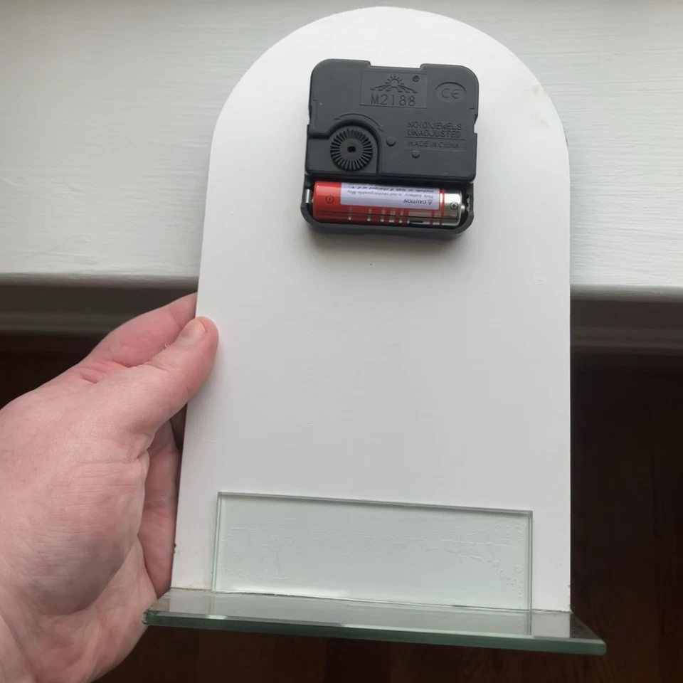 Reloj de pie náutico de playa alimentado por batería Foto 2 de 2