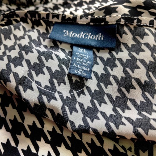 ModCloth Women's XL Long Sleeve Houndstooth Wrap Dress V-Neck Retro Classic NEW - Picture 2 of 8