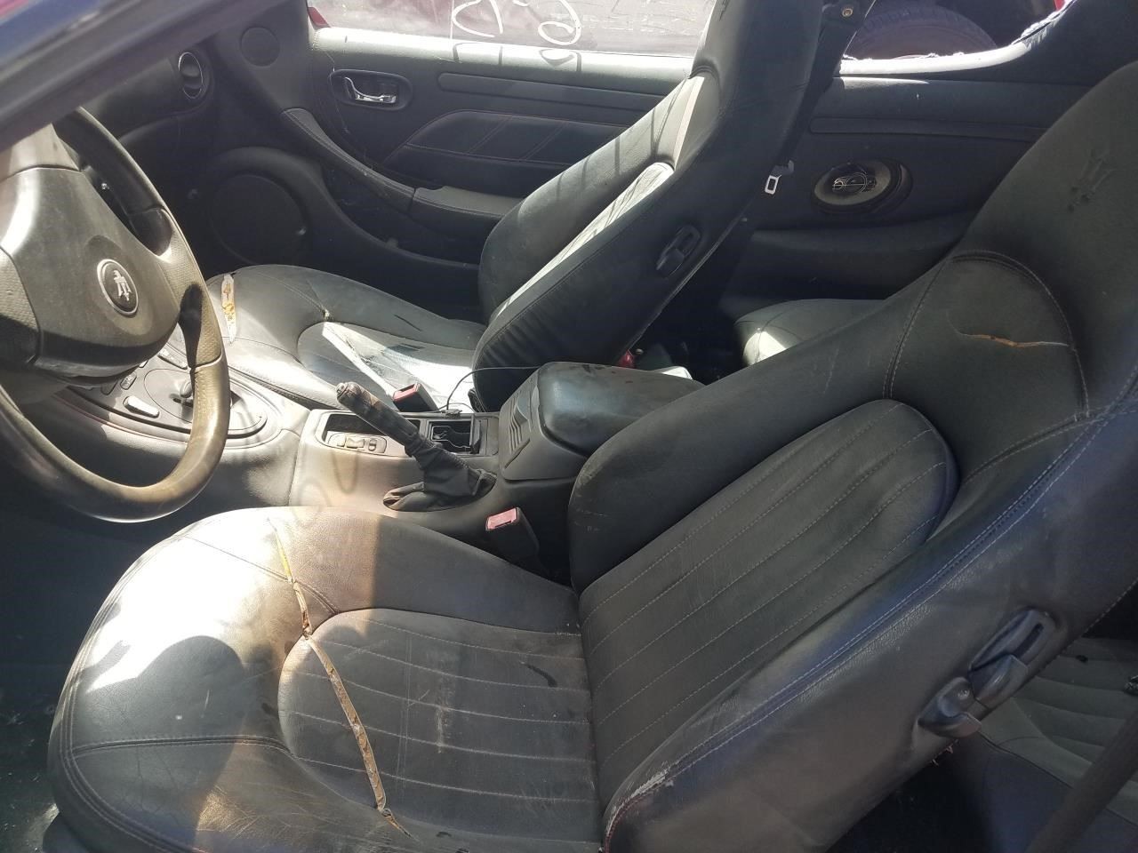 03-07 MASERATI M138 4200 COUPE FRONT DRIVER LEFT DOOR GLASS 20399