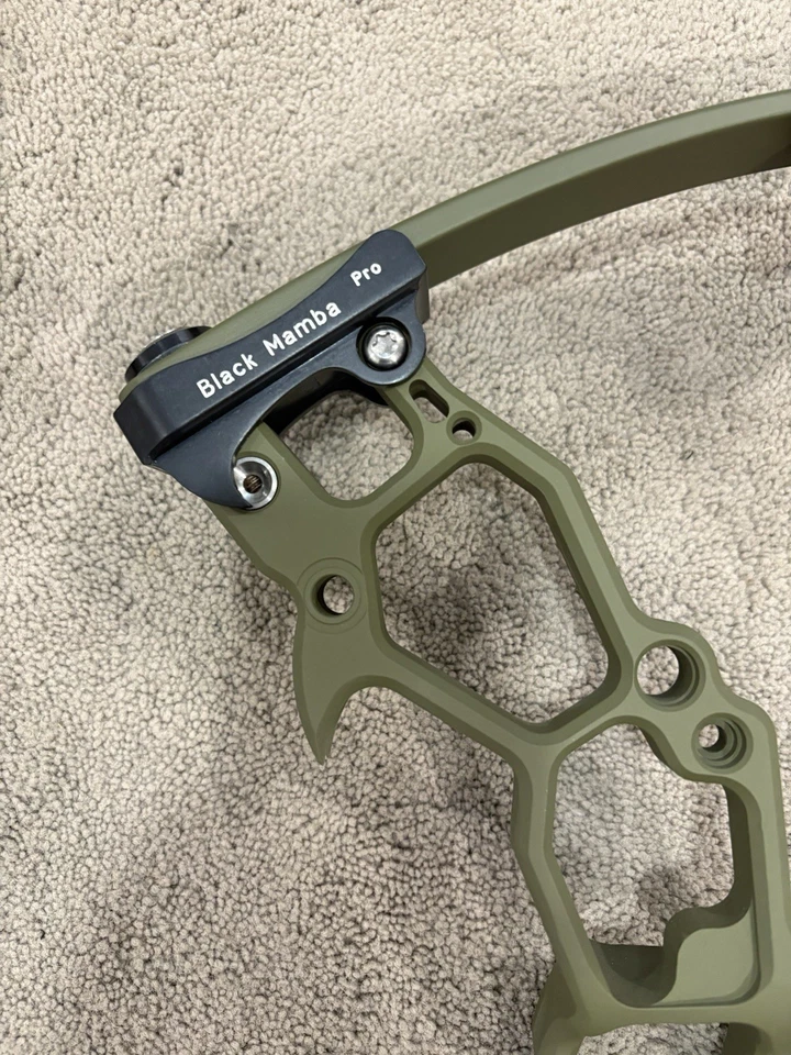 APA Black Mamba PRO RH 70lb Titanium Hardware Kit - Optional QAD MX2 Rest - Image 3 of 4