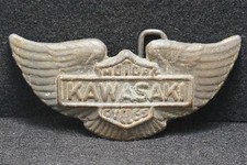 VL01170 VINTAGE 1970s  KAWASAKI MOTORCYCLES  COMMEMORATIVE BRASSTONE BUCKLE
