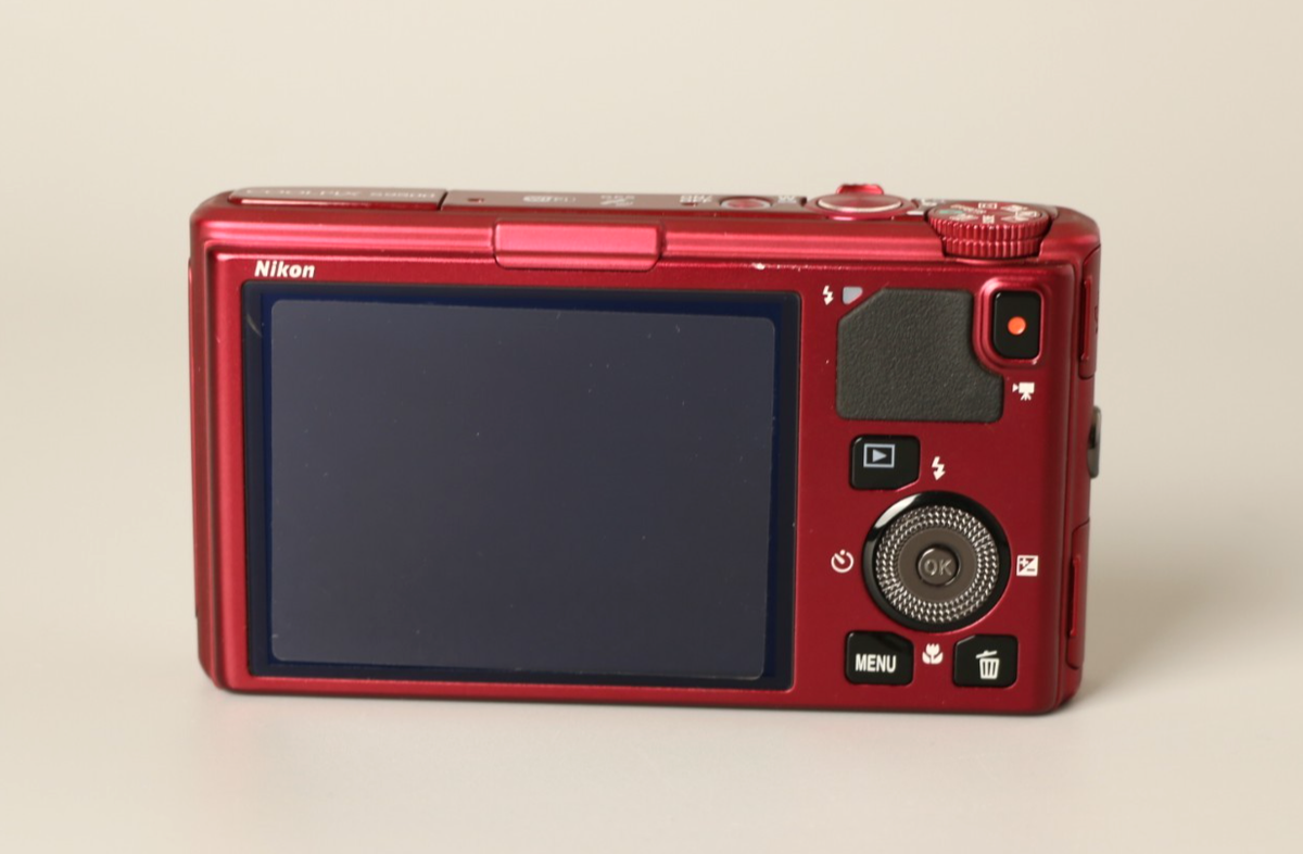 Nikon COOLPIX S9500 Red 18.1MP Digital Camera Wi-Fi GPS Compact