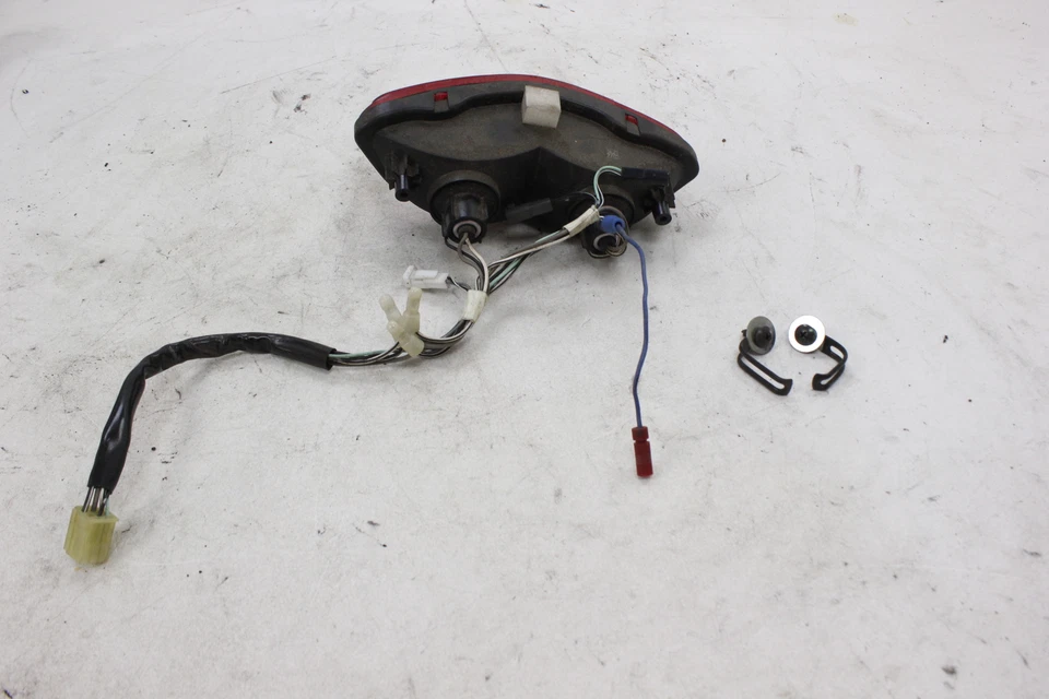 04-11 SUZUKI VSTROM 650 REAR TAIL TAILLIGHT BACK BRAKE LIGHT - Image 4 of 4