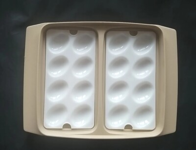 Vintage Tupperware Deviled Egg Brownie Keeper W/LID & TRAYS  #723-1 BEIGE
