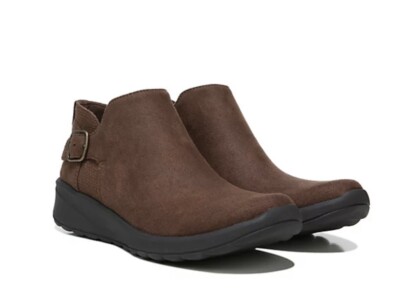 Bzees Women's Ankle Zip Bootie Shoes Sz