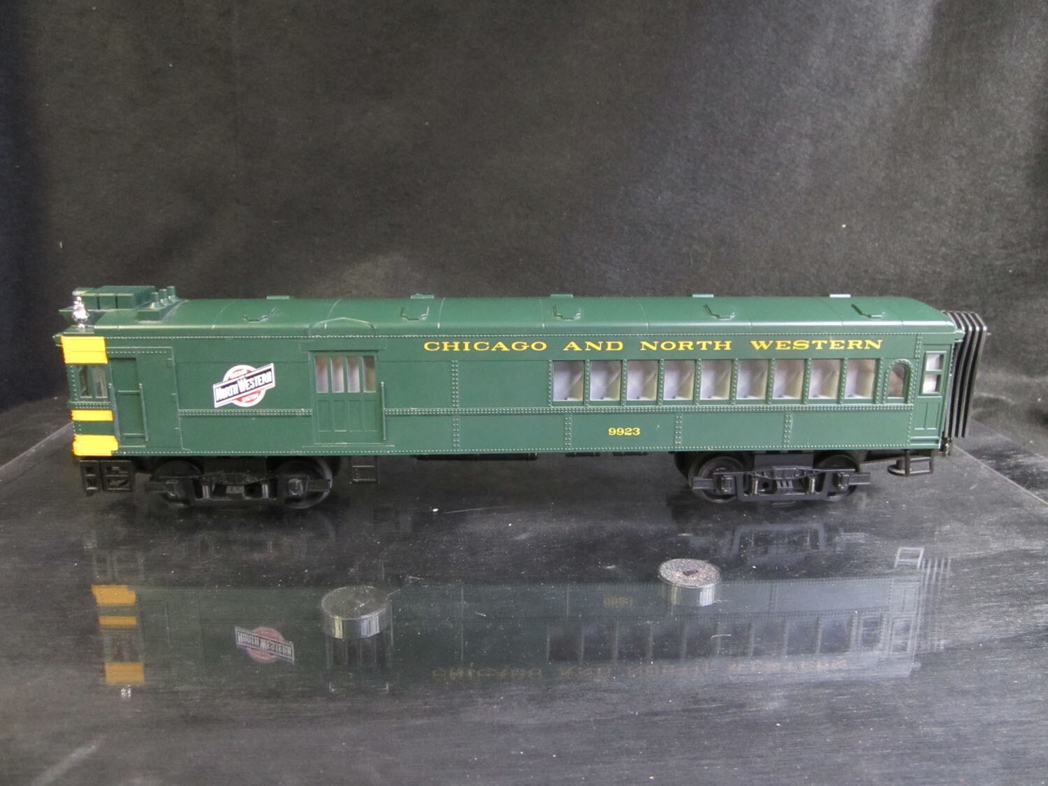 MTH RailKing Chicago & North Western Doodlebug Diesel Loco 9923 O Scale