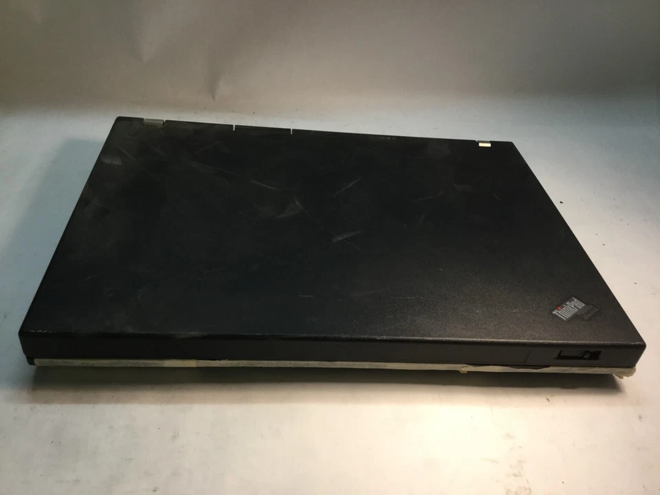 Lenovo ThinkPad R61 15" Laptop Intel Celeron- BOOTS/DIM BACKLIGHT/KEYS -MZ - Image 4 of 4