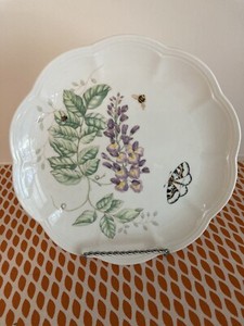 LENOX Butterfly Meadow Eastern Tailed Blue 9" Lunch Salad Plate 