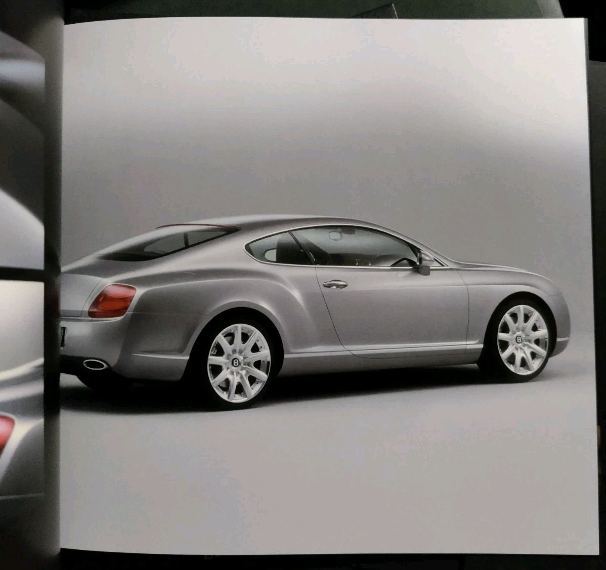 Bentley Continental GT 2002 Launch Brochure ENGLISH UK image 2