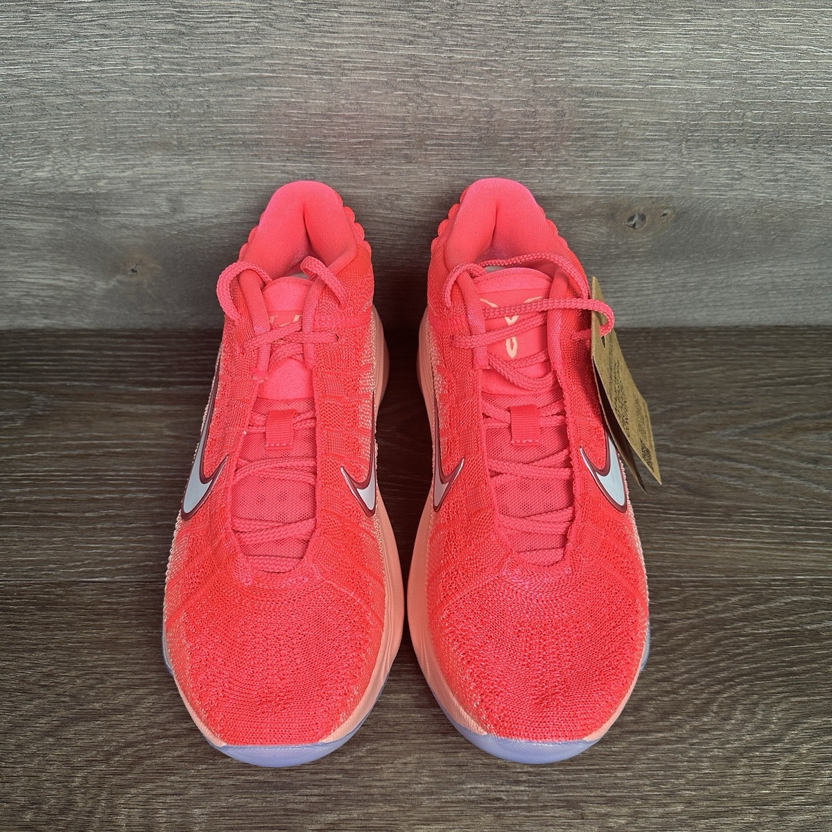 Nike GT Hustle 3 Think Pink Basketball Shoes Women's Sz 10 Men's