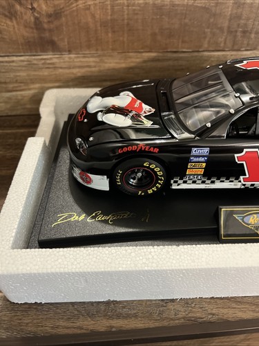 NASCAR Collectable, Revell, 1:18 Scale, Dale Earnhardt Jr., #1 Coca-Cola - Picture 4 of 6
