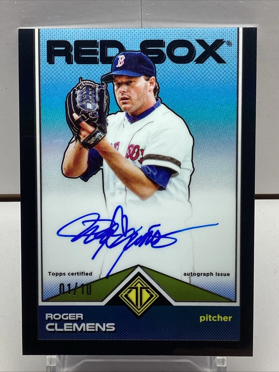 Topps Roger Clemens Baseball Autographed Sports Trading Cards