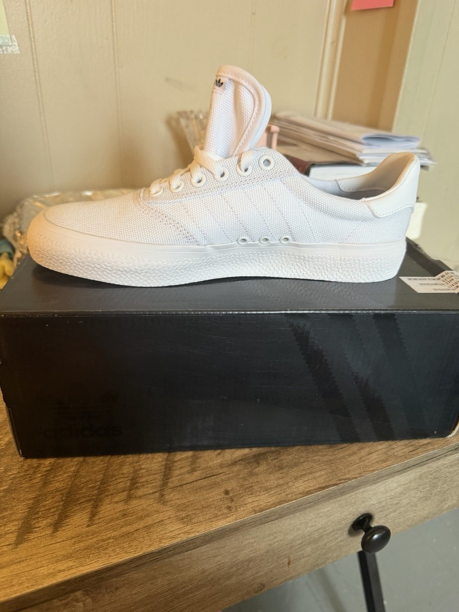 adidas gazelle silver green womens Adidas 3MC White/Green/Gum SALE  561 Skate
