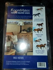 RoomMates Horse Prepasted Wallpaper Cutouts