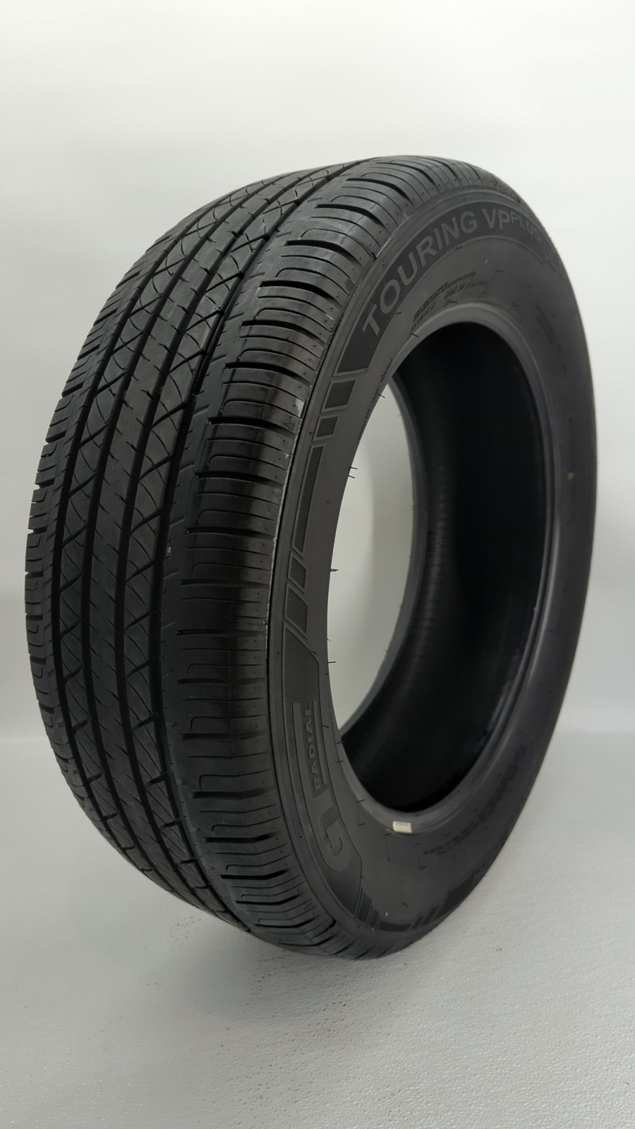 Used Tire 235/60R18 GT RADIAL TOURING VP PLUS 107H All Season Tread