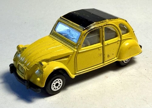 Corgi James Bond 007 Citroen, Yellow 2CV6 #115 - 1976 Diecast Toy