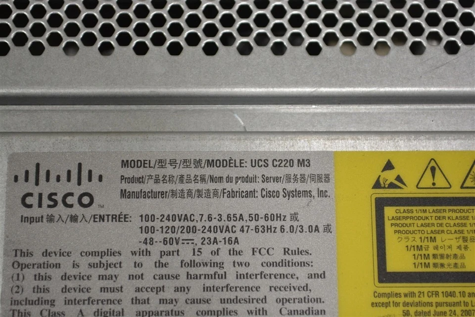 CISCO UCS C220 M3 UCSC-C220-M3SBE V01 8x2.5" Server Xeon E5-2609 4GB SEE NOTES - Image 2 of 4