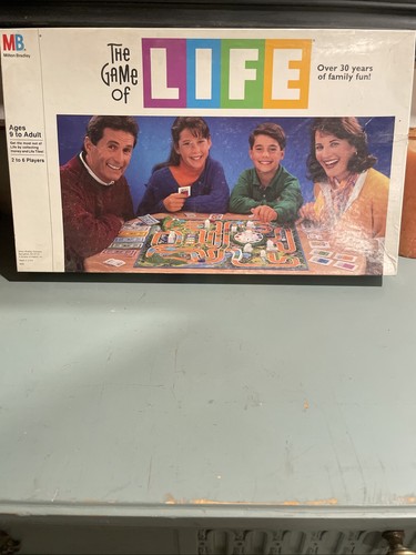 1991 The Game Of Life All pieces included in great condition Box Has Little Wear
