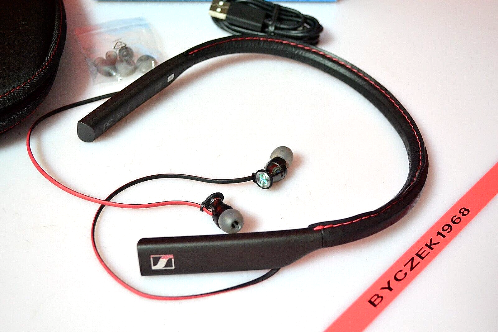 Sennheiser Momentum Wireless In-Ear-Kopfhörer - Schwarz/Rot 