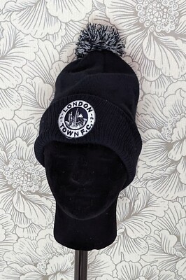 Beechfield London Town Football Club  Pompom Hat Used 