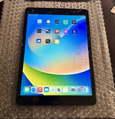 Apple iPad (第9世代) 64GB Wi-Fi + Cellular iPad Wi-Fi + Cellular 64GB - スペースグレイ（第9世代）[整備