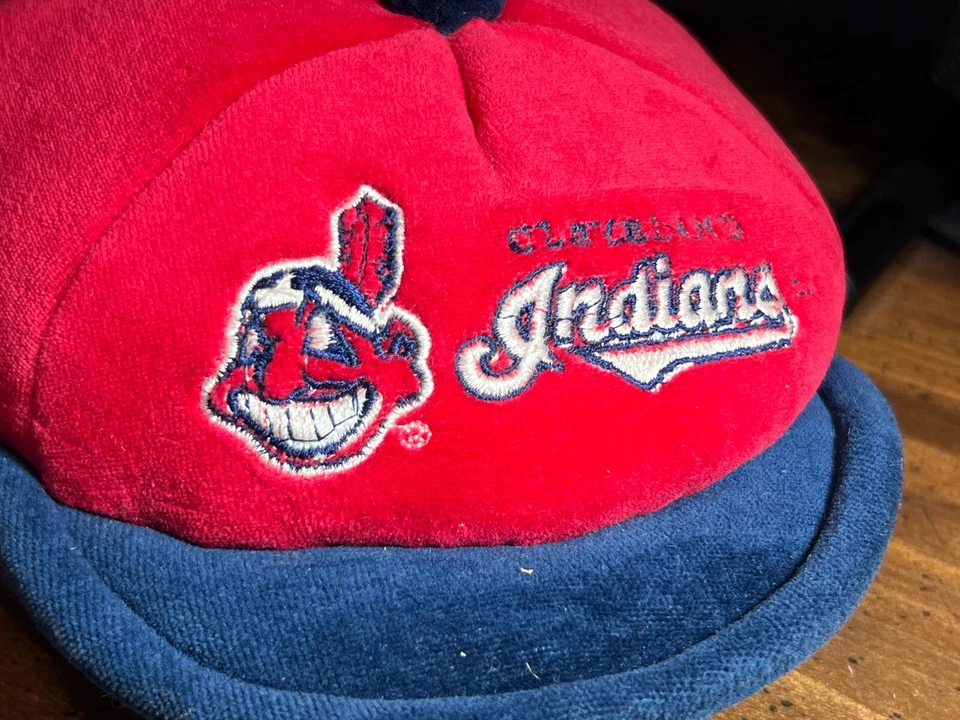 ULTRA RARO De colección Cleveland Indians Chief Wahoo Gorra de Béisbol Zapatillas Wo Talla 6-7 Foto 3 de 4