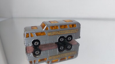 マッチボックス スーパーファースト No.66 グレイハウンドバス 新品同様 s-l400.jpg