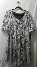 NWT Apt 9  sz 0X Textured Fit and Flare Pocket Dres Black White  Princess Seams