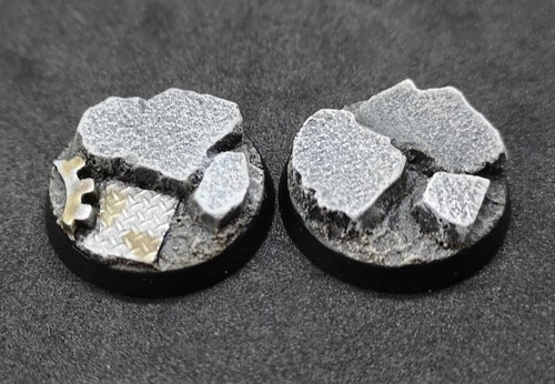25mm urban ruins rubble bases x10 Concrete for Warhammer 40k (unpainted) - Picture 5 of 5