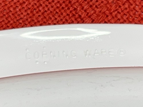 Corning Ware Set Of 2- A-2-B -2 Liter, A-1 1/2-B 1.5 Liter With Lids - Picture 11 of 16