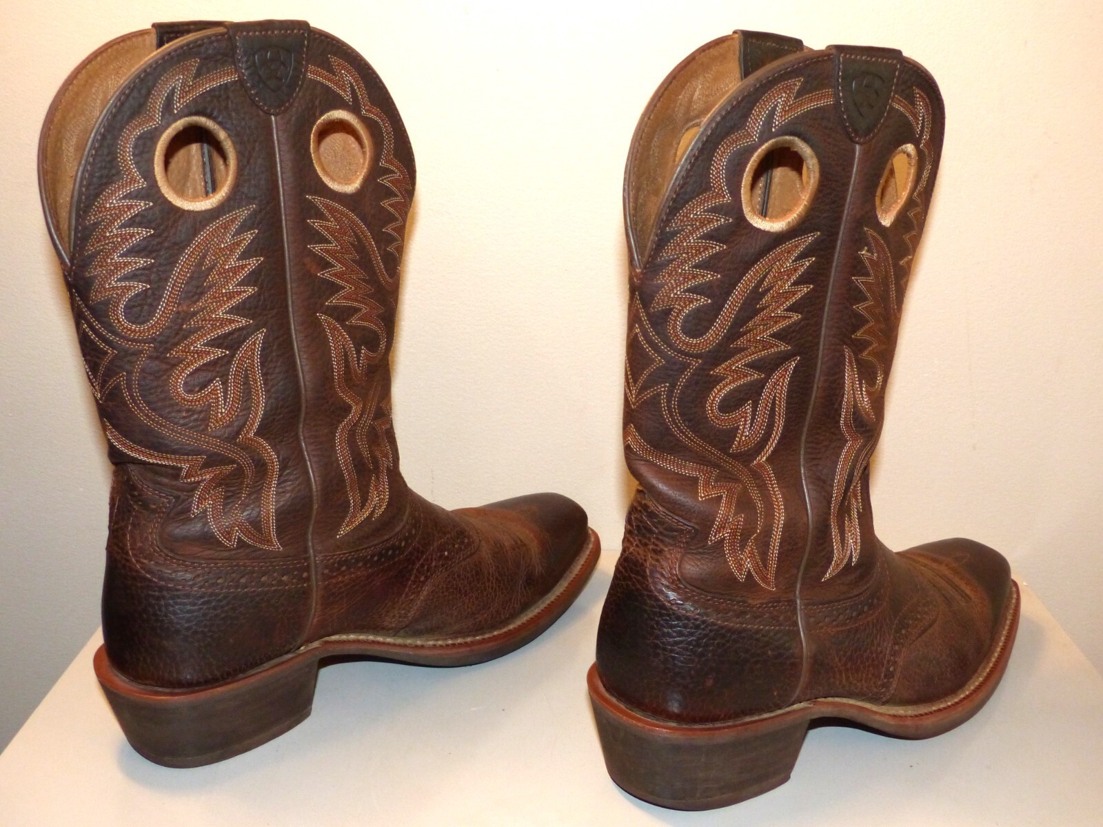Ariat Men's Heritage Roughstock Oiled Rowdy Square Toe Buckaroo Cowboy
