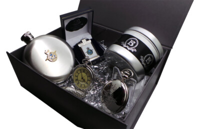 Personalisiertes RAF Geschenkkorb Taschenuhr Hüftflasche Schlüsselring Set Royal Air Force 