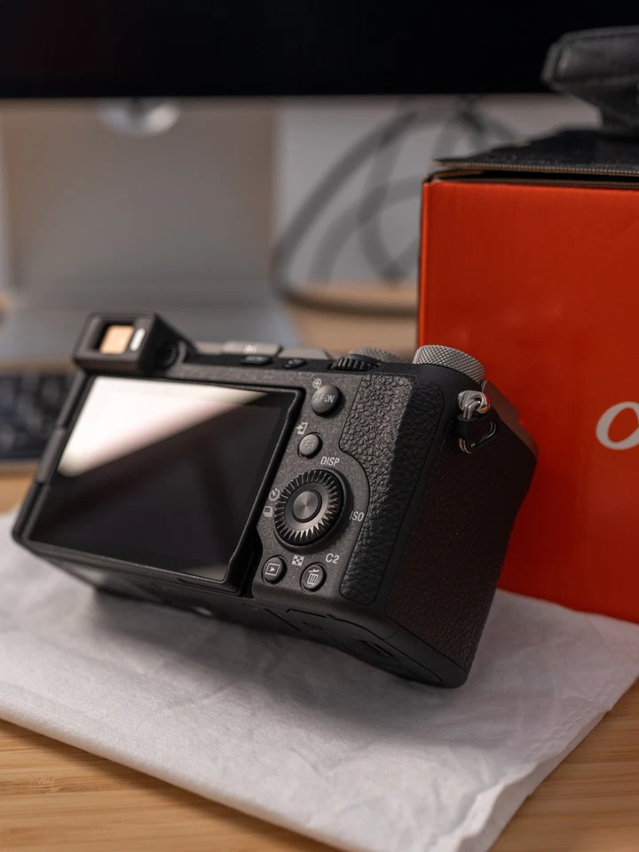 Sony Alpha 7C II, photo 4 of 5