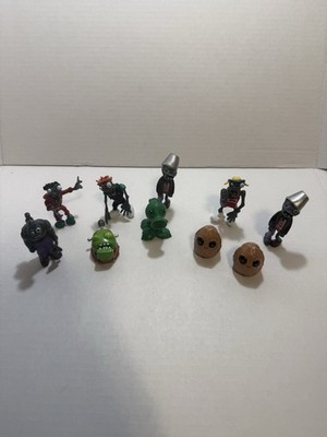 Plants vs. Zombies Mini Figurine Lot 10 