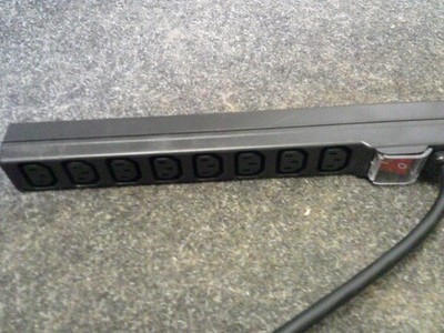 HP EO4601 228480-002 252638-001 Modular PDU Strom Leiste 8 Anschlüsse Extension