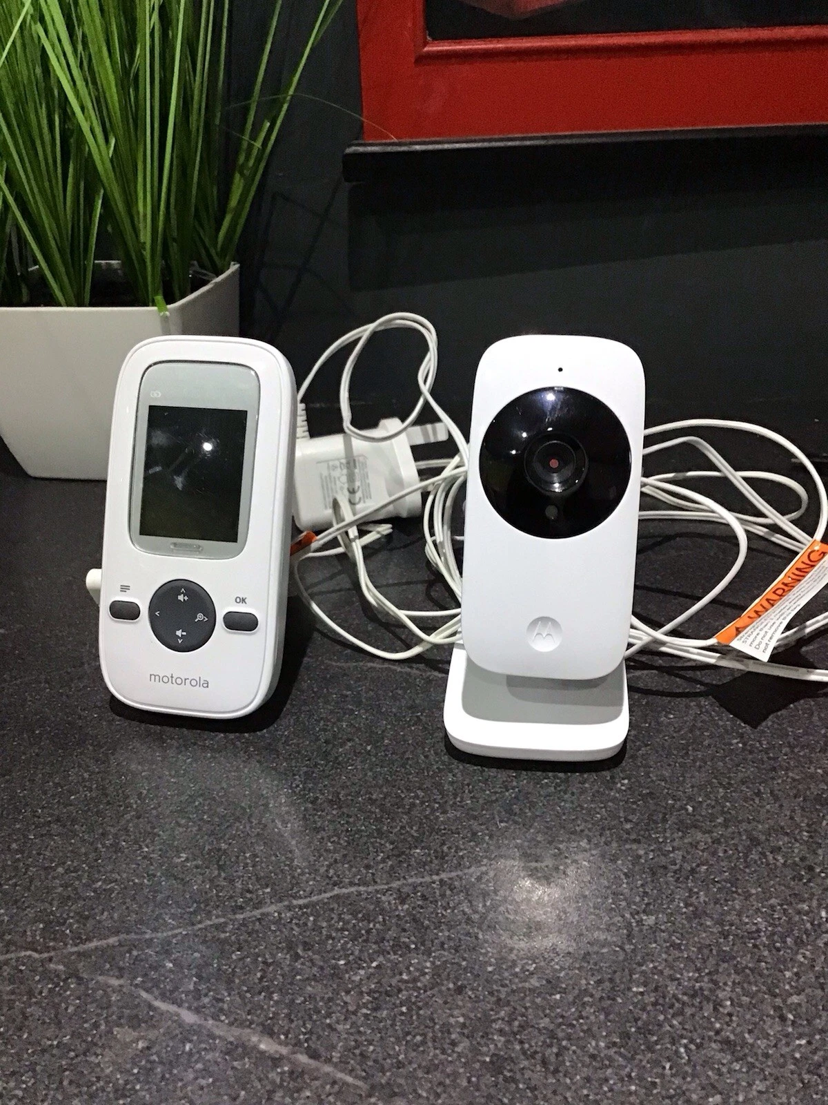 Motorola 2" Video Baby Monitor MBP481 - Fully Working. 🤩