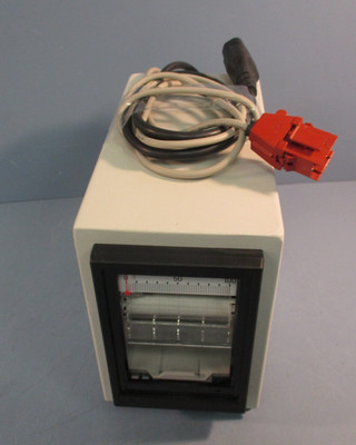 Q-Panel Lab Products X-7746-X V-208 0.03 50/60Hz Chart Recorder 0-100