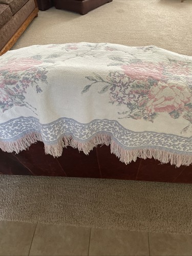 Vintage Throw Tapestry Blanket Roses Fringe Cottage Core Pink Blue 48”x66” - Picture 4 of 5