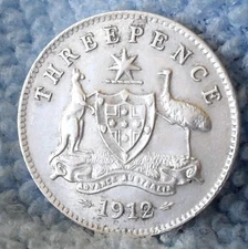 Australia 1912 Threepence, 6 Pearls & Centre Diamond, 92.5 % Silver (TM15)