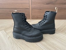 Stivali da donna Dr. Martens V Jadon II Mono Felix Rub Off neri / taglia UK 3