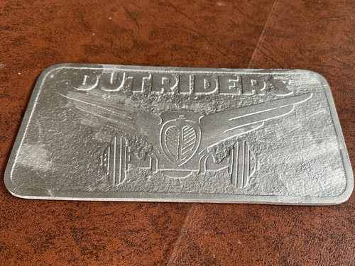 Vintage OUTRIDERS Airplane CAR CLUB PLAQUE Sign HoT RaT RoD Display Aluminum - Picture 2 of 11