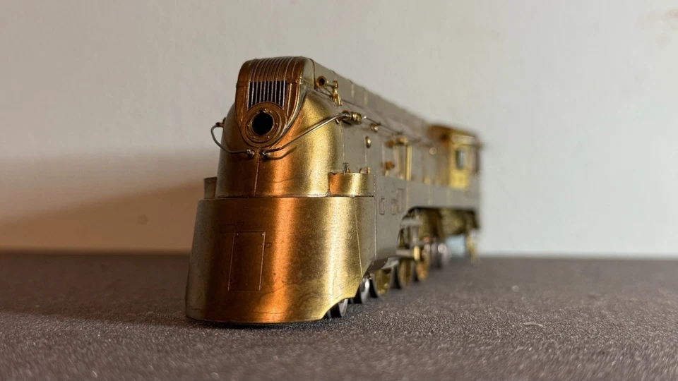 Milwaukee road Overland OMI HO scale Chippewa 4-6-2 Streamlined - Image 4 of 4