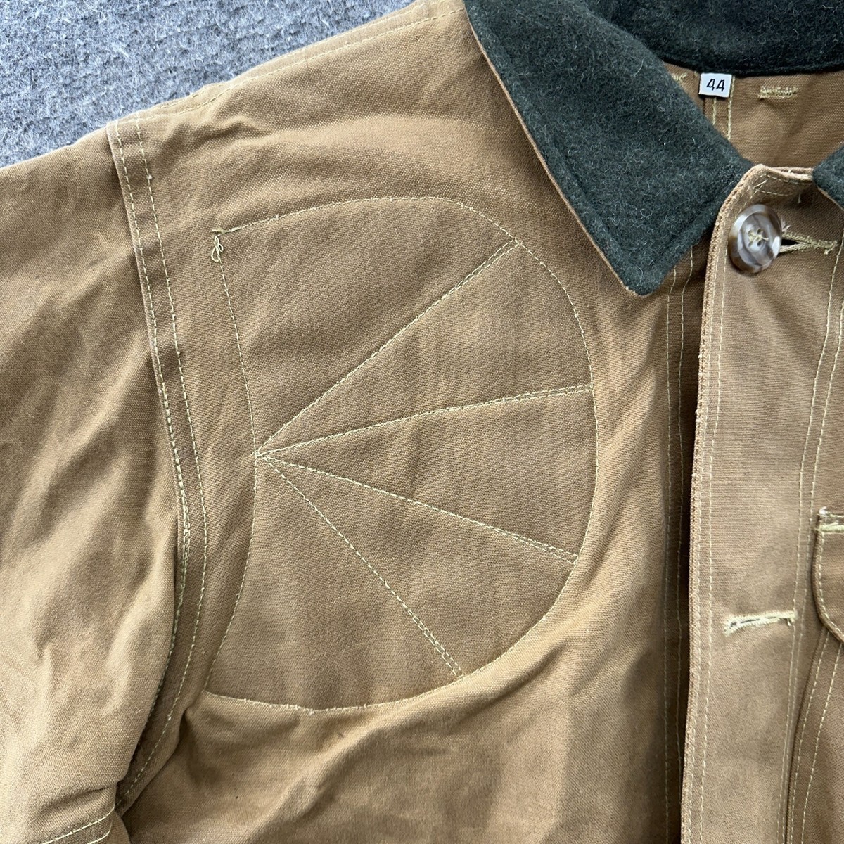 VINTAGE Filson Jacket Mens 44 Beige Button Down Tin Waxed VINTAGE Filson Jacket Mens 44 Beige Button Down Tin Waxed