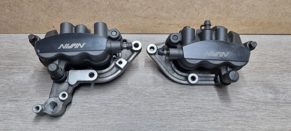 PINZAS DE FRENO DELANTERAS HONDA VFR1200X CROSSTOURER (REACONDICIONADAS) Foto 2 de 4