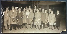 1928 Type 1 Press Photo Montreal Canadiens Waiting To Board Train NHL Hockey 